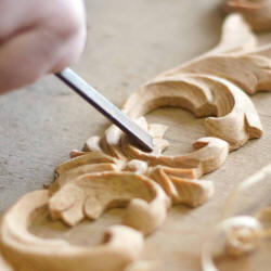Antique restoration - Woodcarving